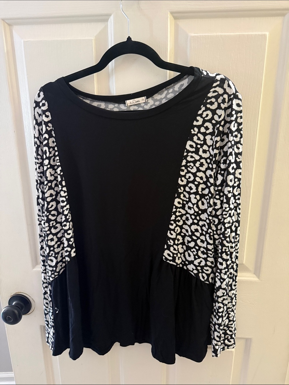 Black Long-Sleeve Top with White Leopard Panels by Lularoe